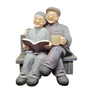 Cute Grandparents Showpiece Statue – Perfect Figurine Gift for Parents Love, Valentine’s Day, Retirement, and Wedding Anniversary