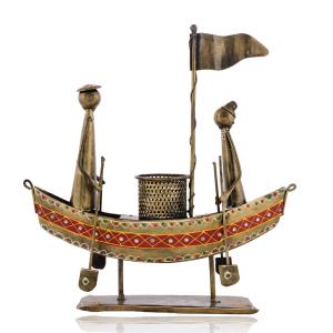 Elegant Handcrafted Metal Boat-Shaped Pen Holder