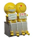 Smiley Hanging Couple Dolls – Decorative Showpiece Gift for Anniversaries, Birthdays, and Special Occasions